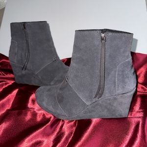 TOMS FOR WOMEN: DESERT WEDGE HIGH DARK SUEDE BOOTS Size 8